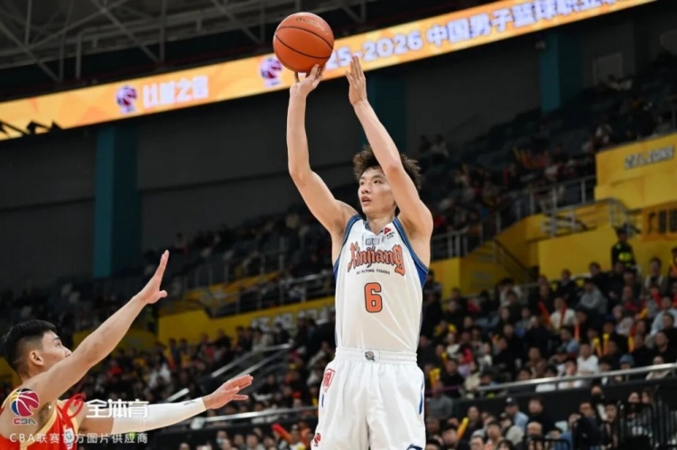 开云下载-常规赛第十二轮 新疆伊力特不敌浙江方兴渡