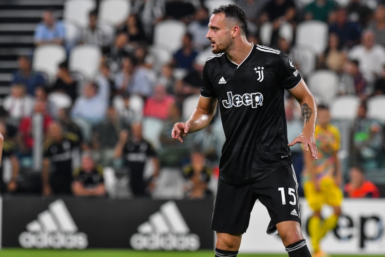 开云线上入口-加蒂打趣：我以前踢中场一年能进15到20个球，改踢前锋没准真能行